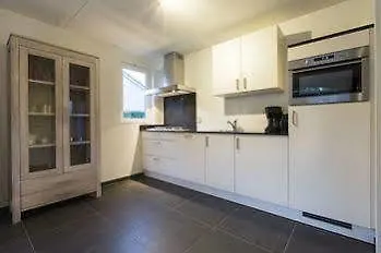 Roompot 3* Arcen